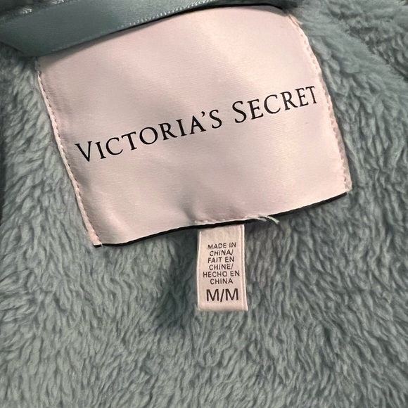 Victorias Secret Robe - Picture 4 of 4